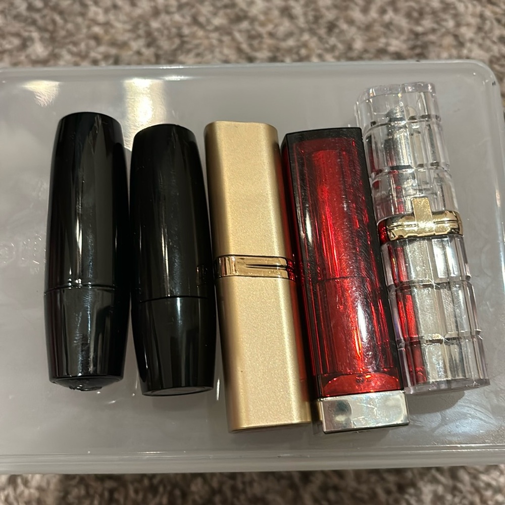 5 Lipsticks